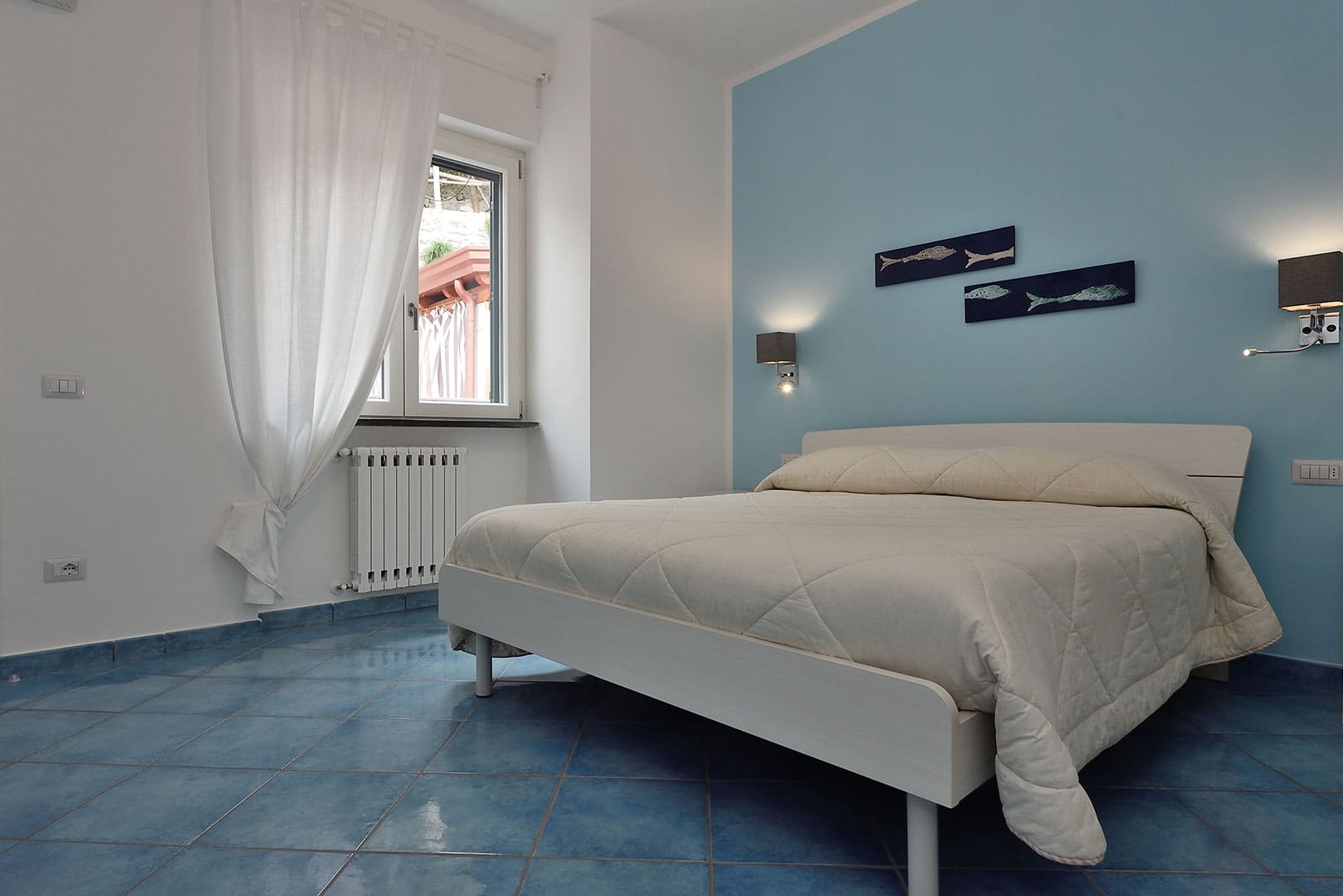 B&B Aquarius