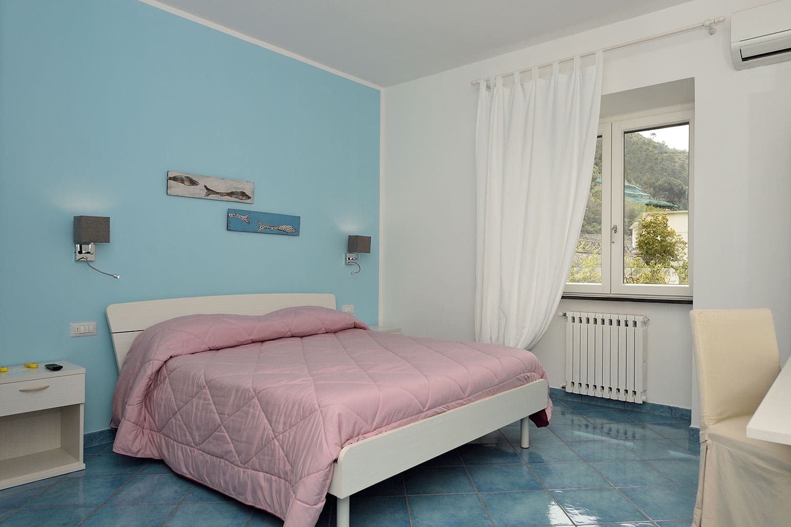 B&B Aquarius